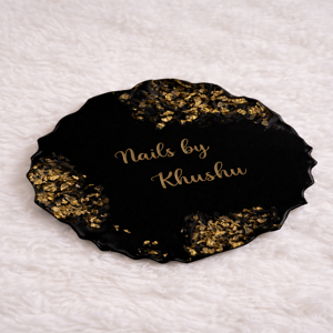 nails by khushu 300x300